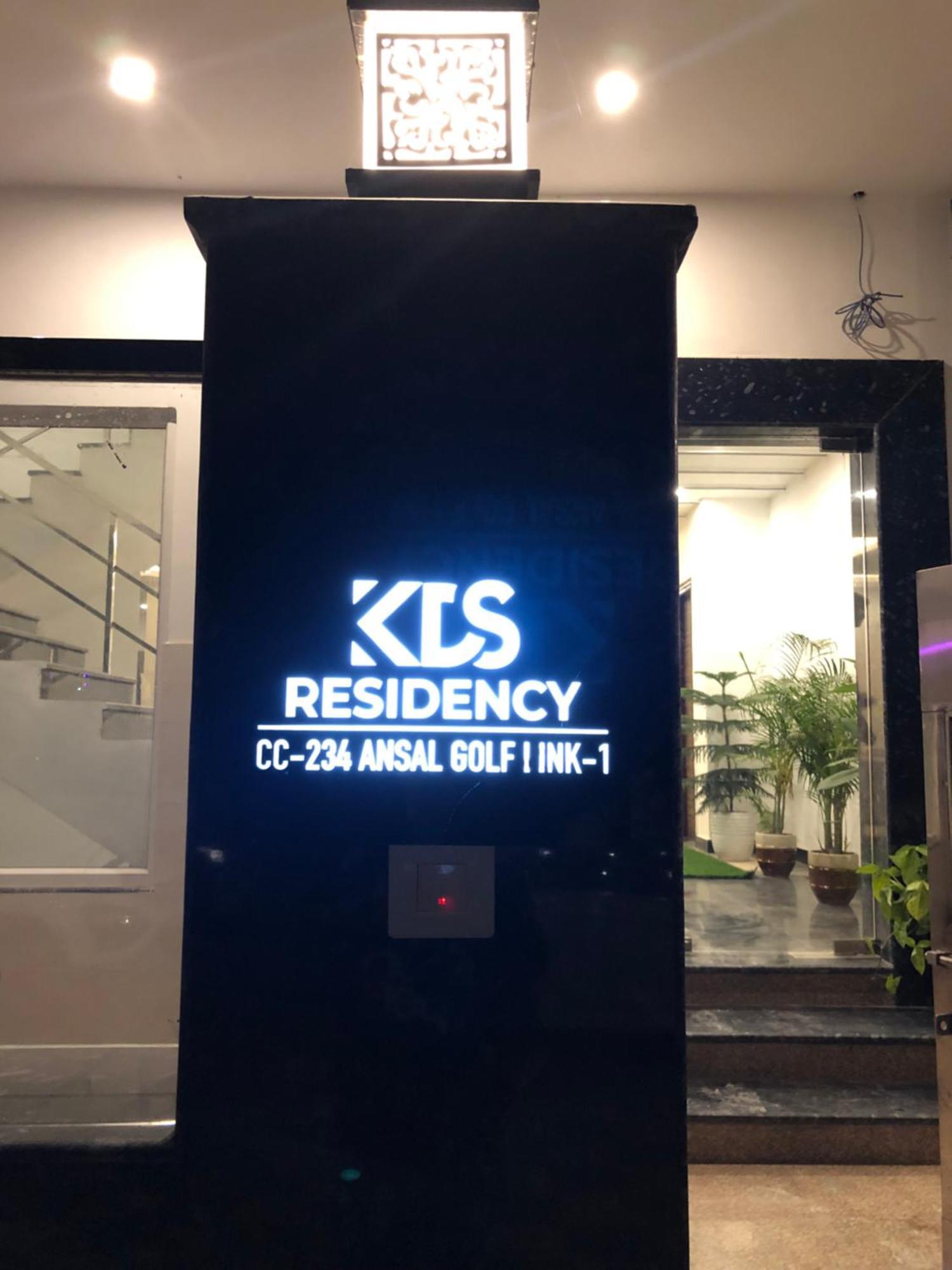 Kds Residency Hotel Greater Noida Eksteriør billede